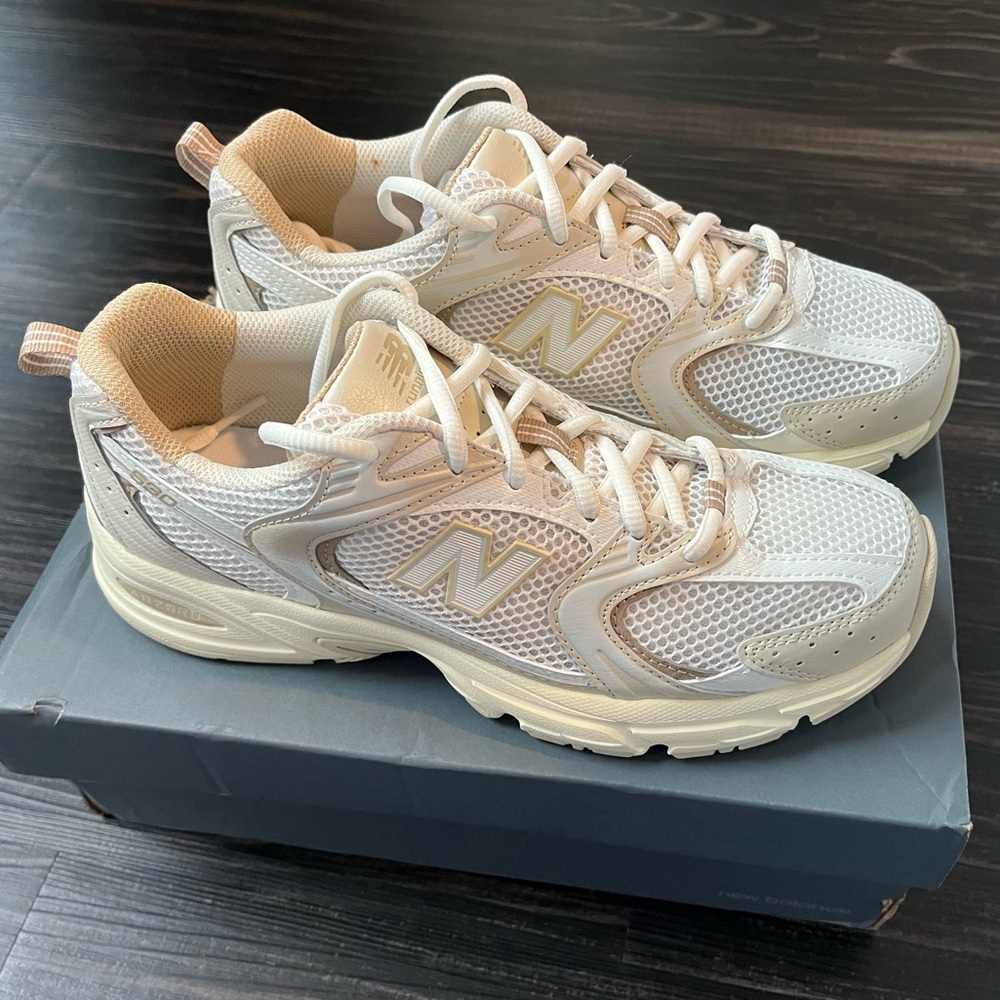 New Balance 530 Beige with Angora and incense